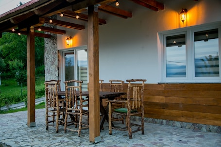 Terrace/patio. Nektar Park Villa Sara