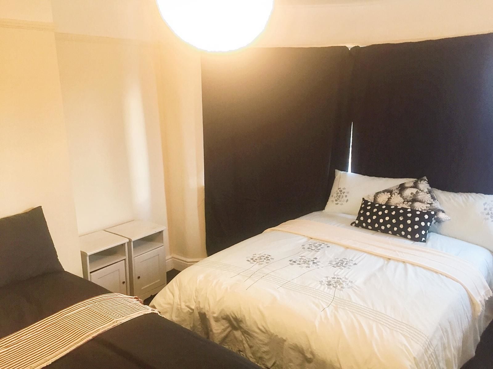 Family Twin Room | In-room safe, soundproofing, iron/ironing board, free WiFi