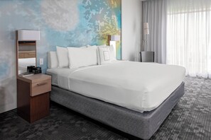 Escritorio y espacio para trabajar con laptop 