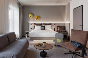 家庭客房, 1 張標準雙人床 | 遮光窗簾/窗簾、隔音、免費 Wi-Fi、床單