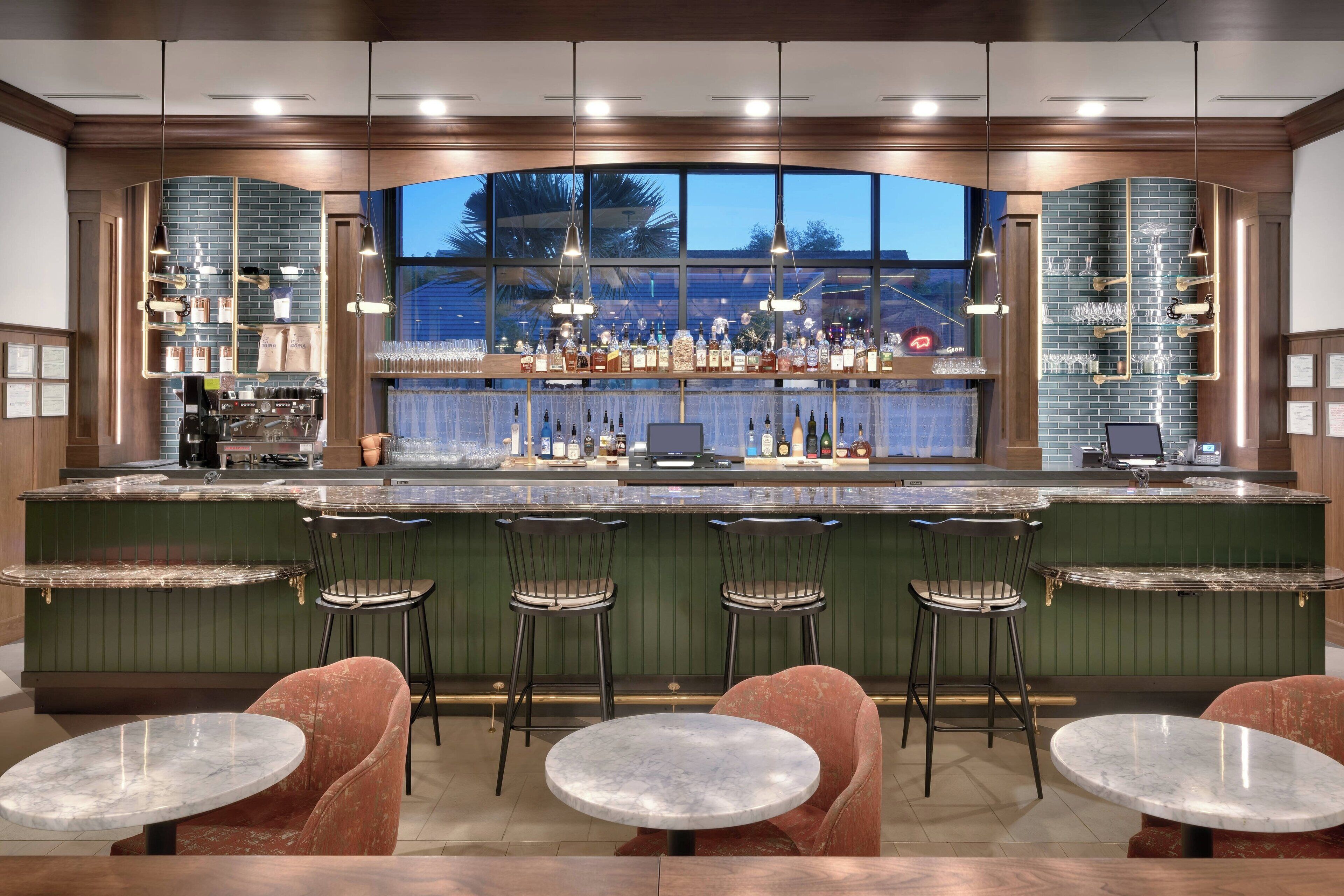 Bar (en la propiedad)