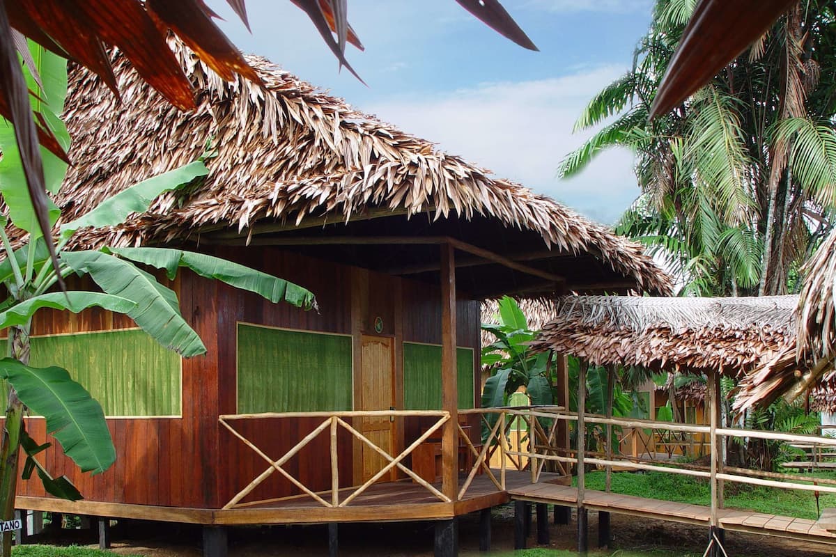 Standard Bungalow | 16 bedrooms, bed sheets