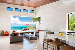 Lounge - Beach Kandi (Providenciales)