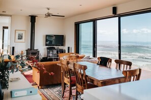 Repas dans la chambre