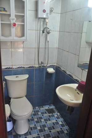 Apartment | Bathroom