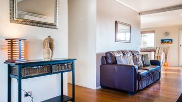 تفاصيل الفندق من الداخل