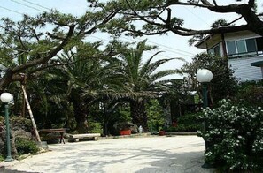 Property entrance - Jisakke Poongyeong Pension (Seogwipo)