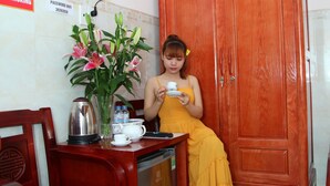 Double Room Single Use | Minibar, desk, free WiFi, individually furnished - Khuong Tho Hotel (Ho Chi Minh City)
