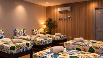 Minibar, iron/ironing board, bed sheets