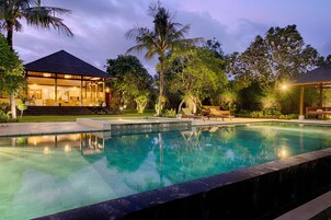 Villa, 6 Bedrooms | Private pool