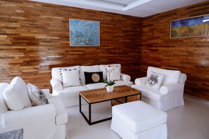 บริเวณนั่งเล่นที่ล็อบบี้