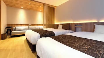 Room with Japanese Cypress Bath | Individually decorated, individually furnished, free WiFi, bed sheets