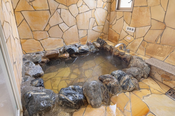 Family Quadruple Room, Non Smoking, Hot Tub | Bathroom | Separate bathtub and shower, hair dryer, towels - Hotel Teiregikan (Tobe)