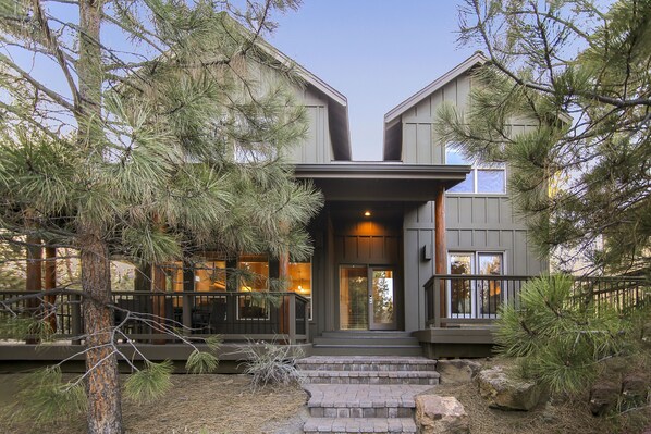 House, 4 Bedrooms | Exterior