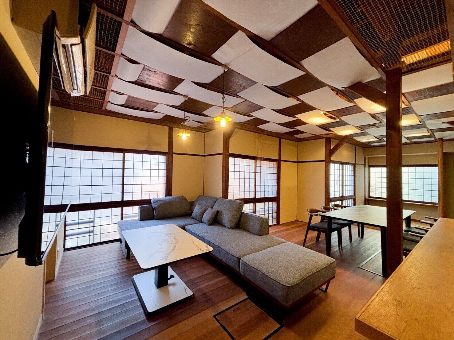 Executive Villa, 4 Bedrooms, Mountain View | Living area