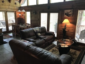 Smart TV, fireplace, video games, ping pong