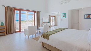 Room - Villa Colibri (The Valley)