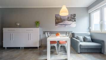 Leilighet – comfort | Oppholdsområde | Flatskjerm-TV
