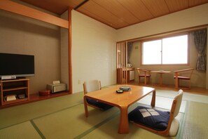 Traditional Room, Mountain View (Japanese Style For 2 People) | In-room safe, free WiFi - Iwanai Kogen Hotel (Iwanai)