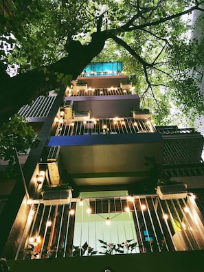 Front of property – evening/night