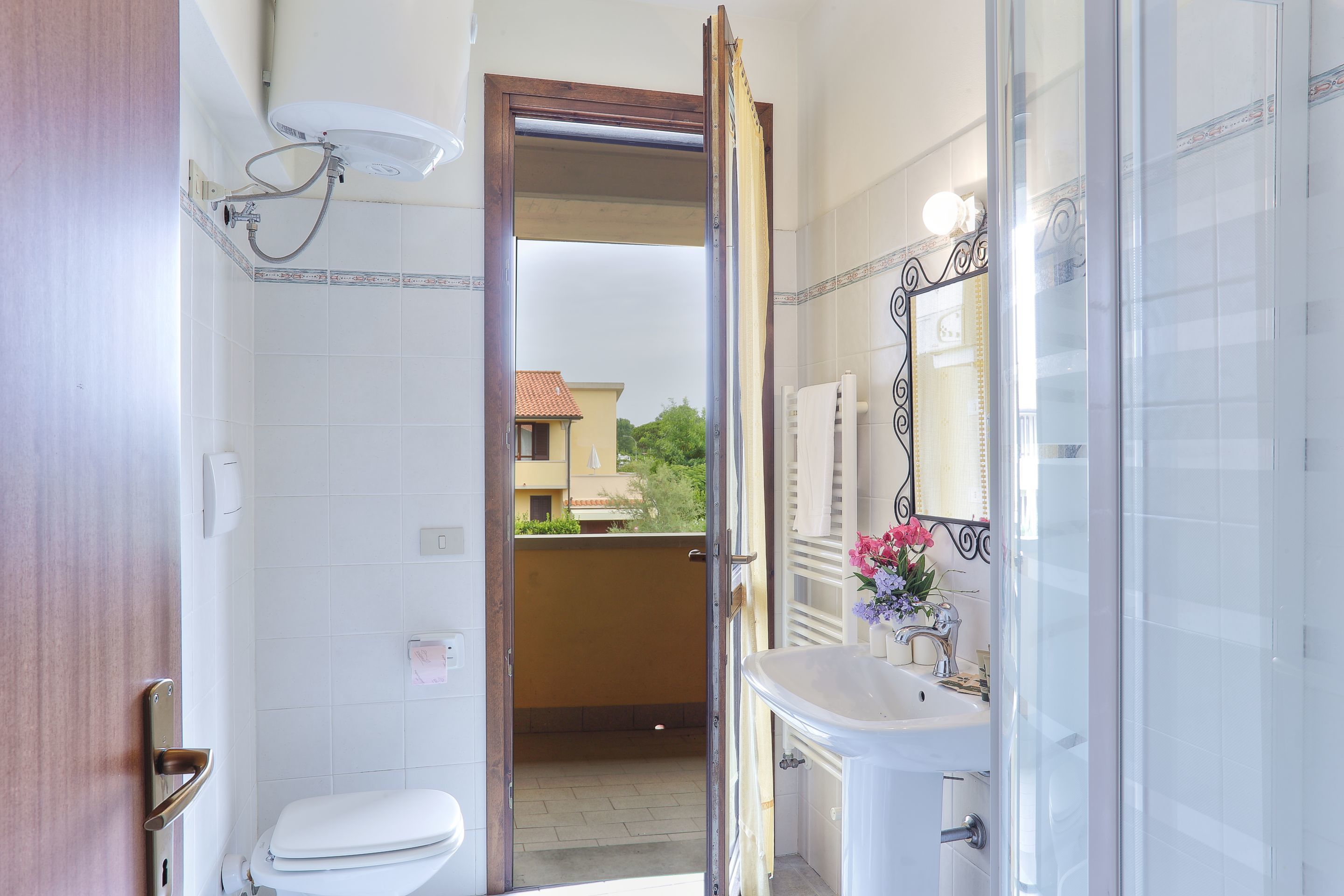 Apartment, 2 Bedrooms (MAS) | Bathroom | Shower, bidet, towels, toilet paper