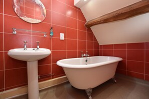 Superior Loft, Ensuite | Bathroom - The Halford Bridge Inn (Shipston on Stour)