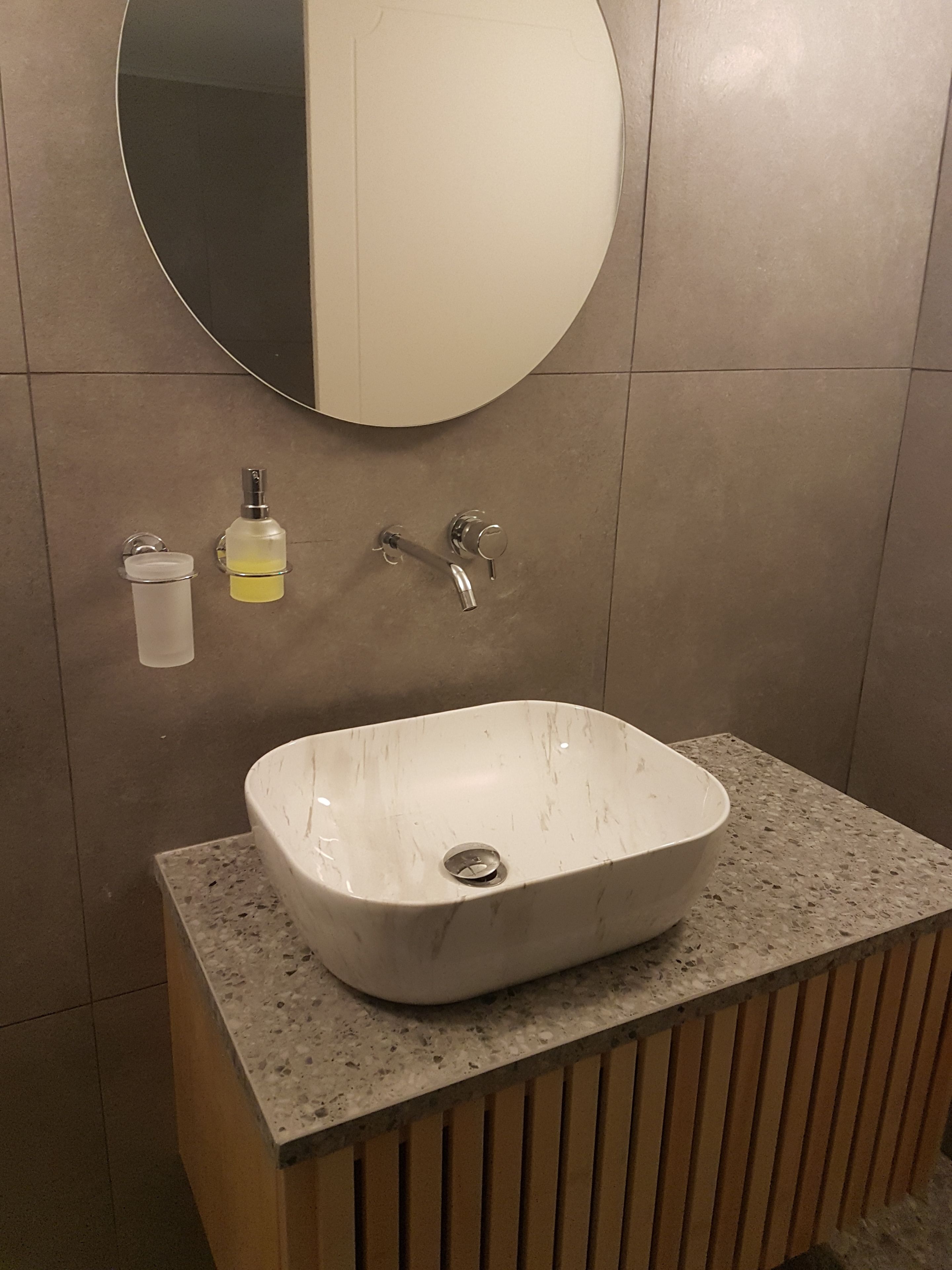 E.J. Pyrgos Bay Hotel