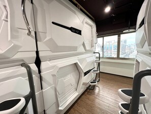 Dormitorio compartido empresarial, dormitorio mixto | Insonorización, wifi gratis y ropa de cama 