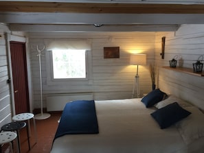 Twin Room, Shared Bathroom | Cots/infant beds, free WiFi - Iisakki Village Summer Cottages (Kuusamo)