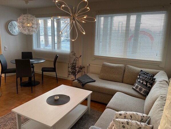 Apartment, 2 Schlafzimmer, Sauna | Wohnbereich