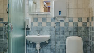 Cottage, 4 kamar tidur, sauna | 4 kamar tidur, tempat tidur bayi (biaya tambahan), dan Wi-Fi gratis