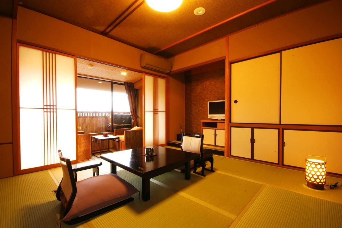 Japanese Style Room For 3 Guests, 8 Tatami-mats