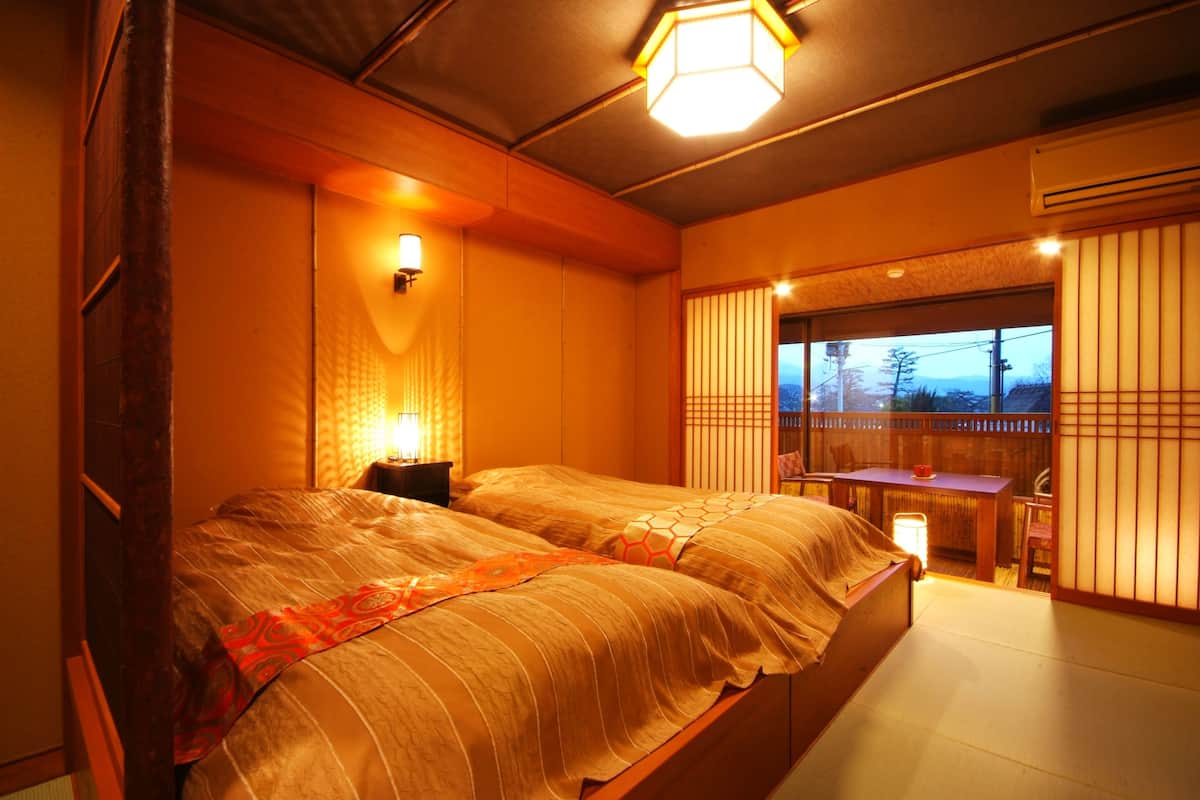 Japanese Style Room With Twin Beds, Shared Bathroom