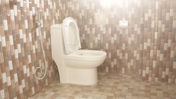 Een douche, gratis toiletartikelen