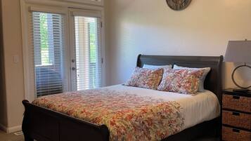 1 chambre, matelas mémoire de forme, Wi-Fi gratuit, draps fournis