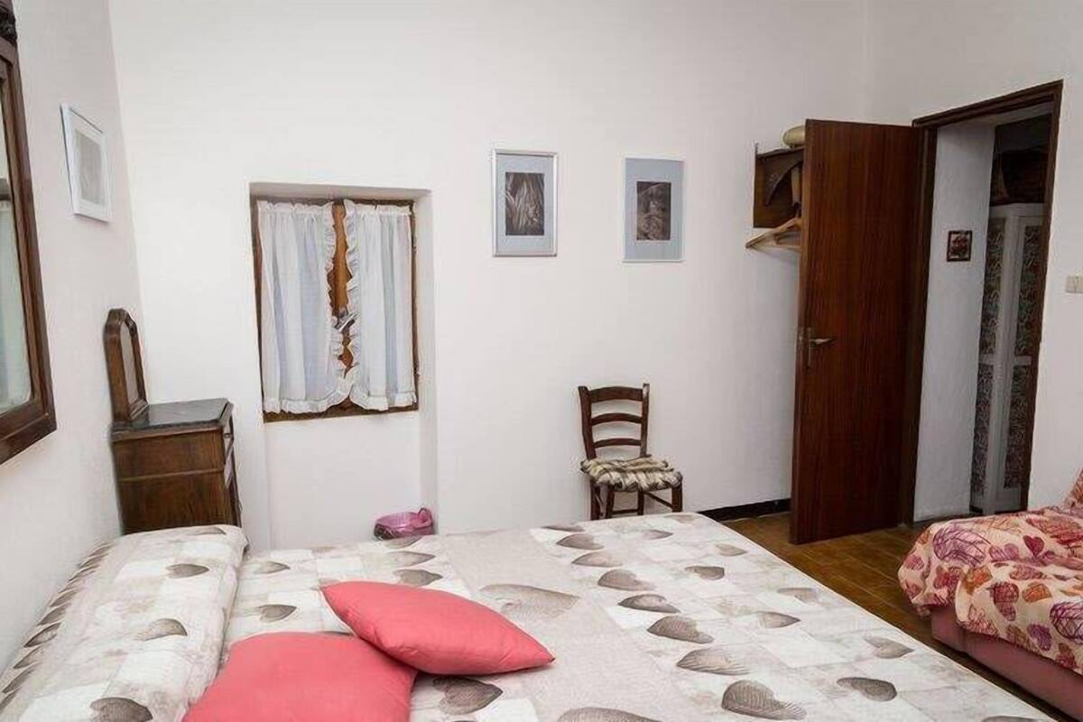 双人房, 公共浴室 | 熨斗/熨板、床单