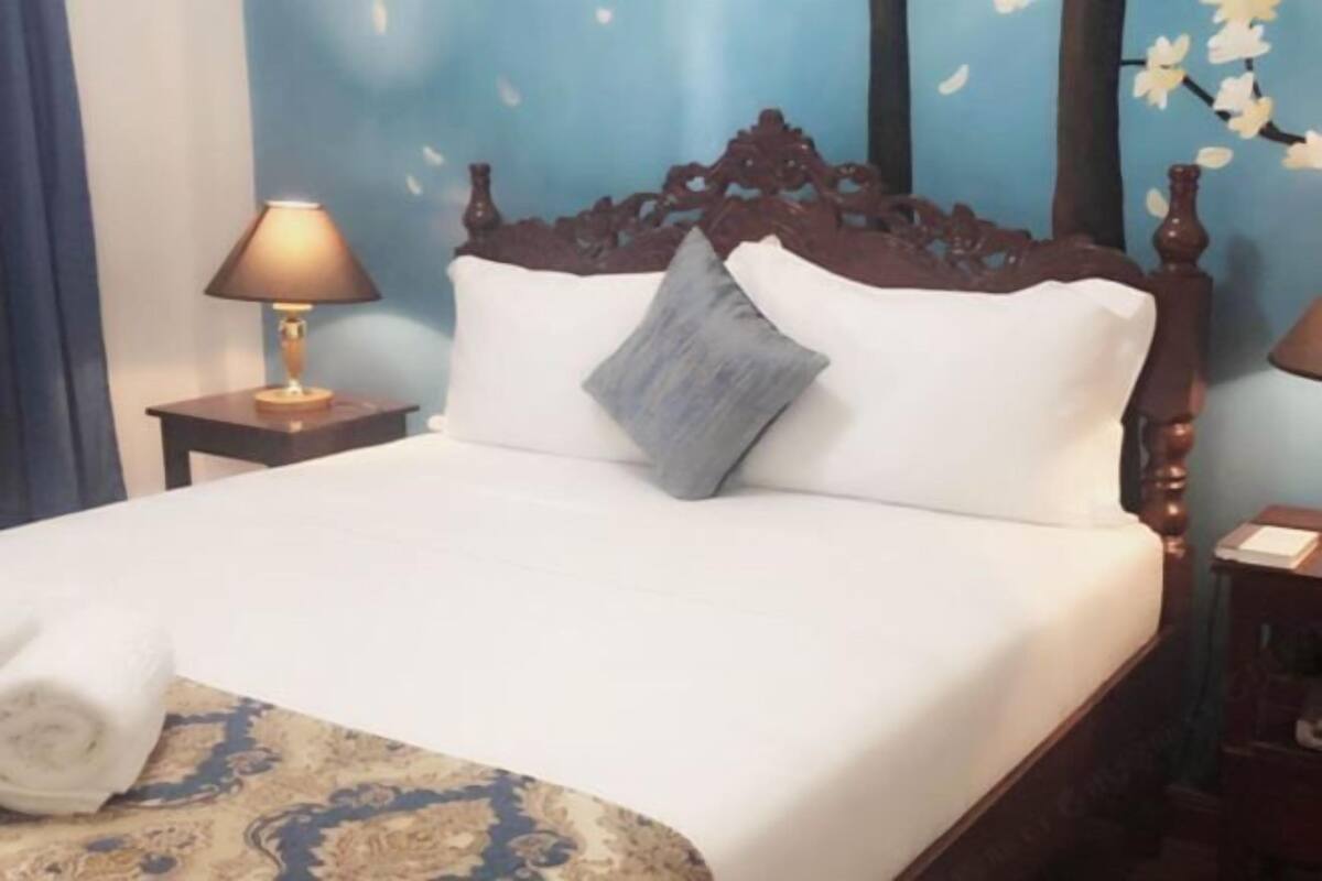 Bộ đồ giường cao cấp, két bảo mật tại phòng 
