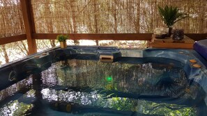 Suite Deluxe | Tina de hidromasaje