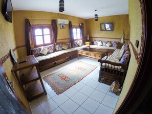 Apartment, 1 Bedroom | Living room