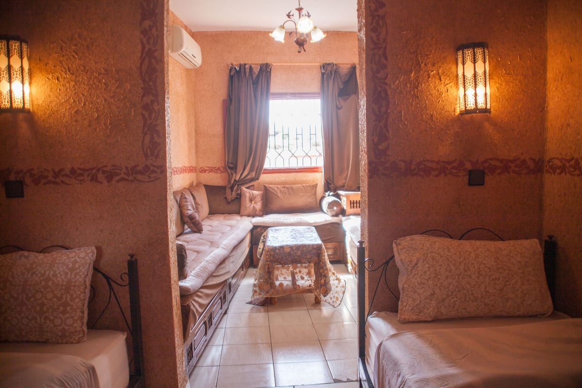 2 camere, con stile personalizzato, con arredamento individuale