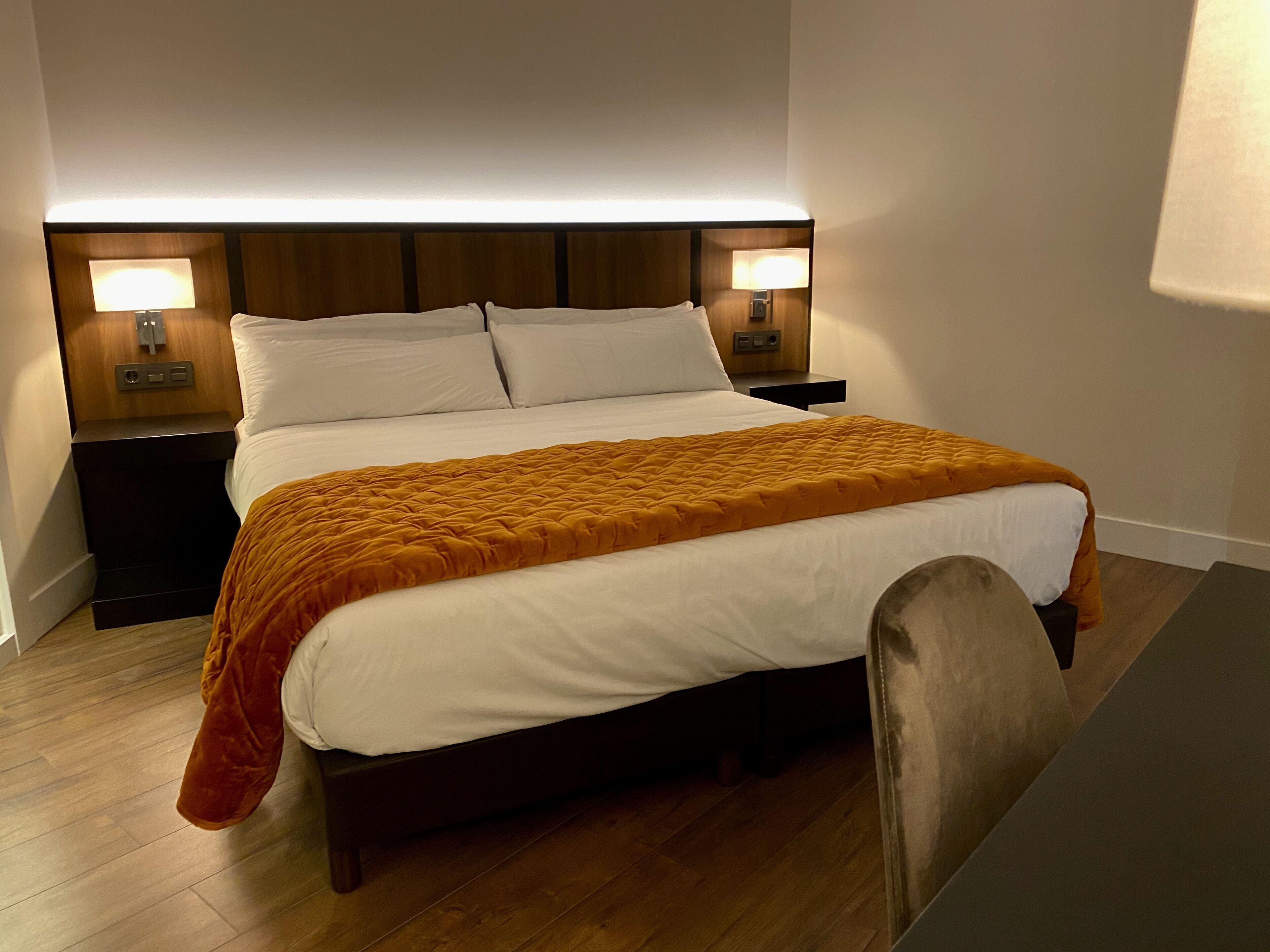 Frette Italian sheets, premium bedding, down duvets, memory-foam beds