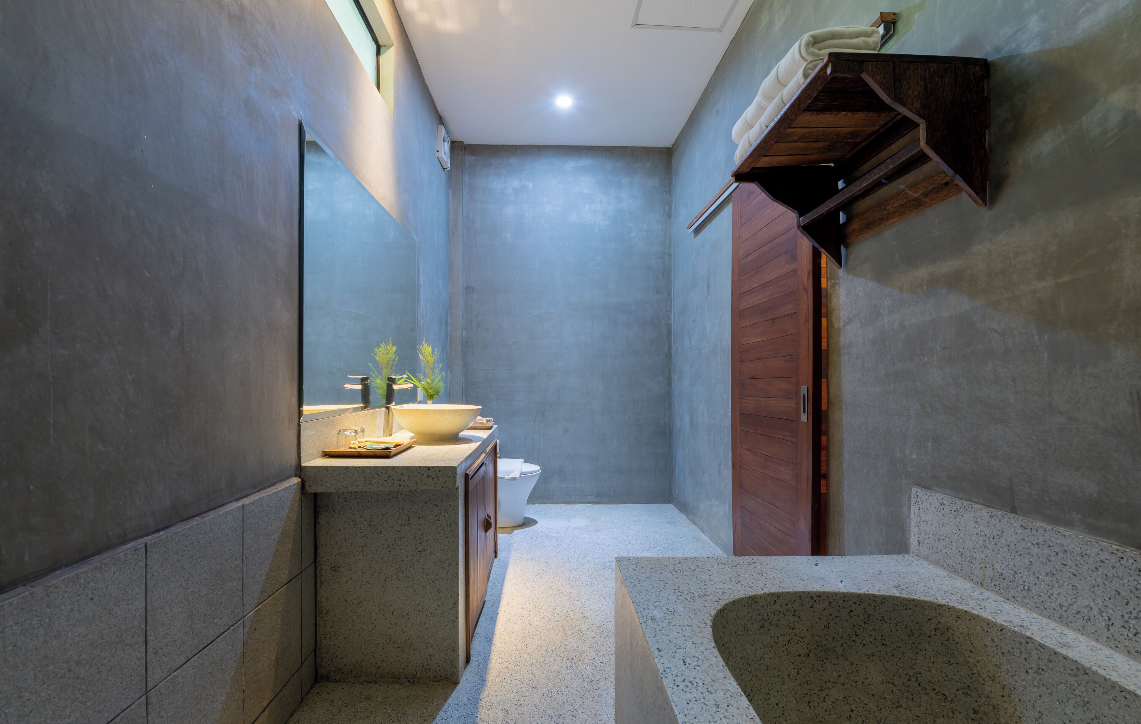 Family Cabana Pool Access | ห้องน้ำ | ฝักบัวในอ่างอาบน้ำ, อ่างอาบน้ำแบบแช่ตัว, เรนชาวเวอร์, ของใช้ในห้องน้ำฟรี