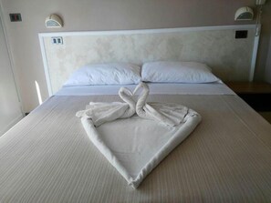 Camera doppia | Letti aggiuntivi (a pagamento), Wi-Fi gratuito