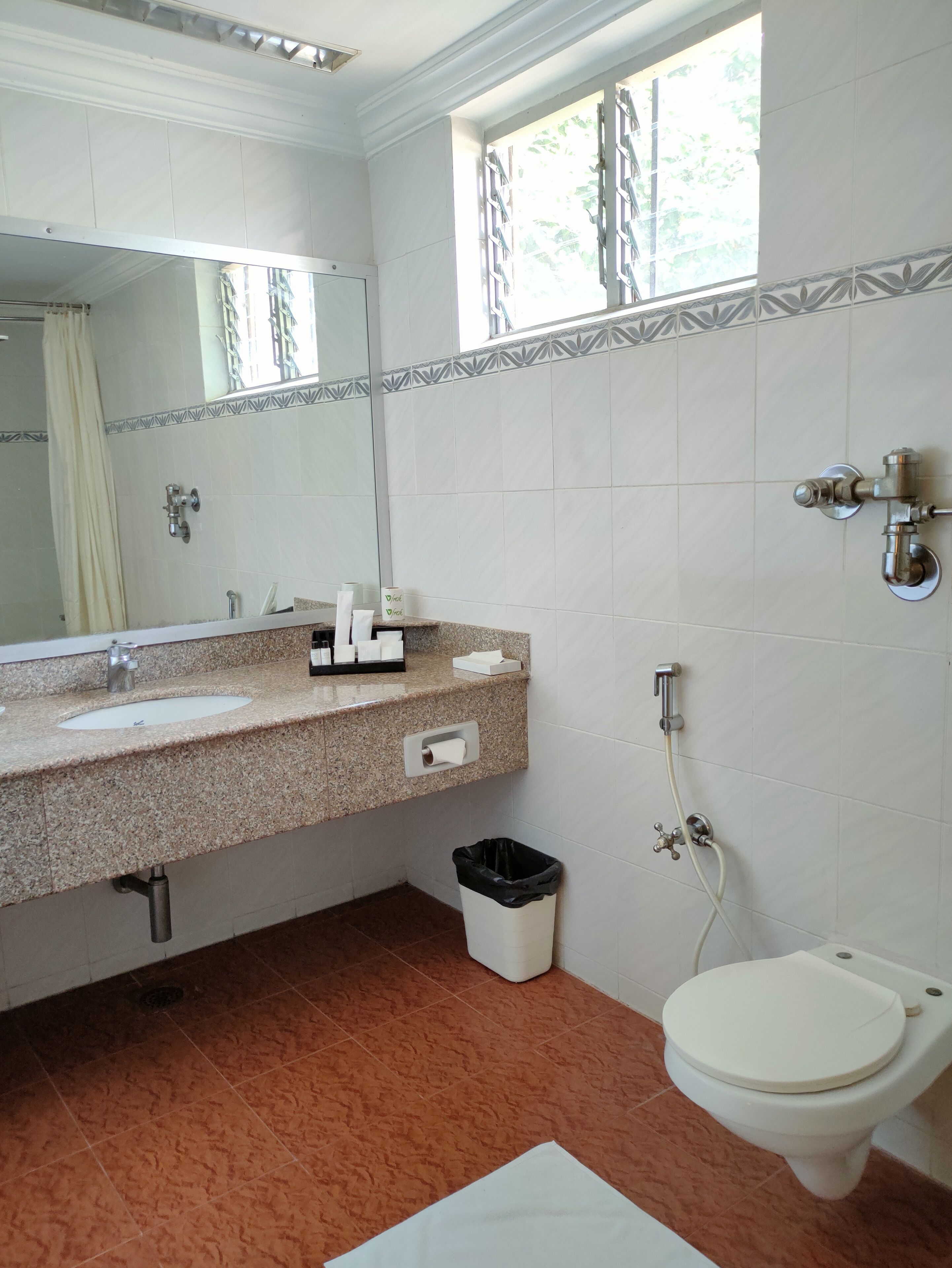 deluxe villa | bathroom | shower, rainfall showerhead, free toiletries, towels