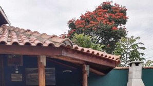 Área de parrillas y picnic