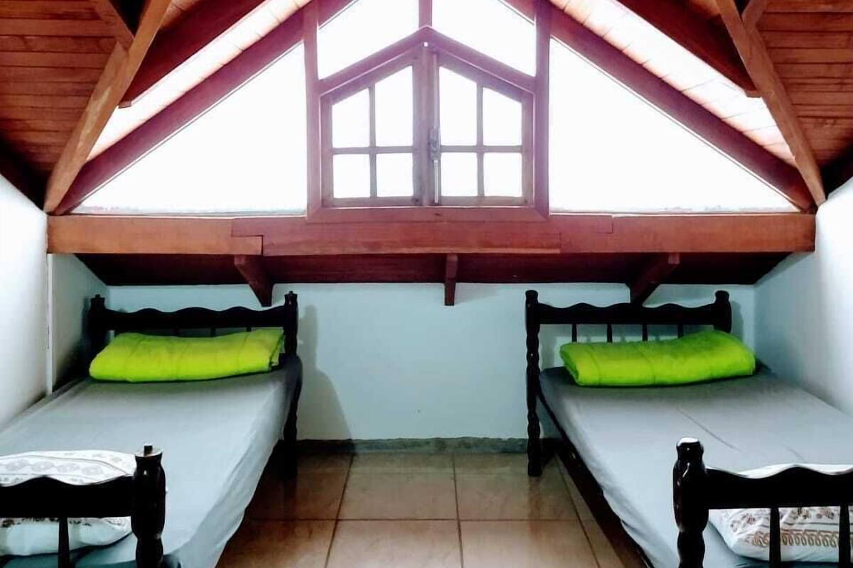 Family Room | Free WiFi