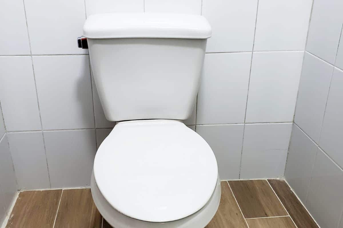 shower, free toiletries, towels, soap