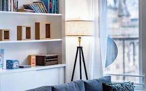 Apartment, 1 Bedroom (2) | Living area | Flat-screen TV - GreenStar Apartments (Dundee)