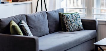 Apartment, 1 Bedroom (2) | Living area | Flat-screen TV