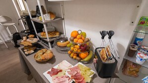 Free daily buffet breakfast - Al Qatta B&B (Canicatti)
